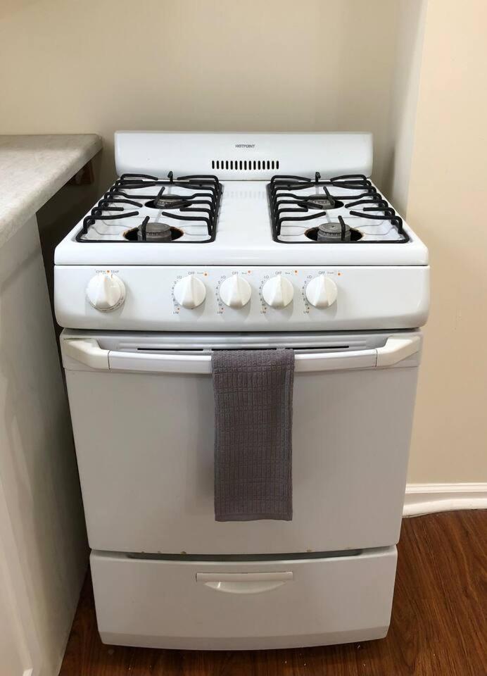 Large And Private 3 Bedroom And 1 Bathroom Apartment Near Newark International Airport Ewr And New York City Exteriör bild