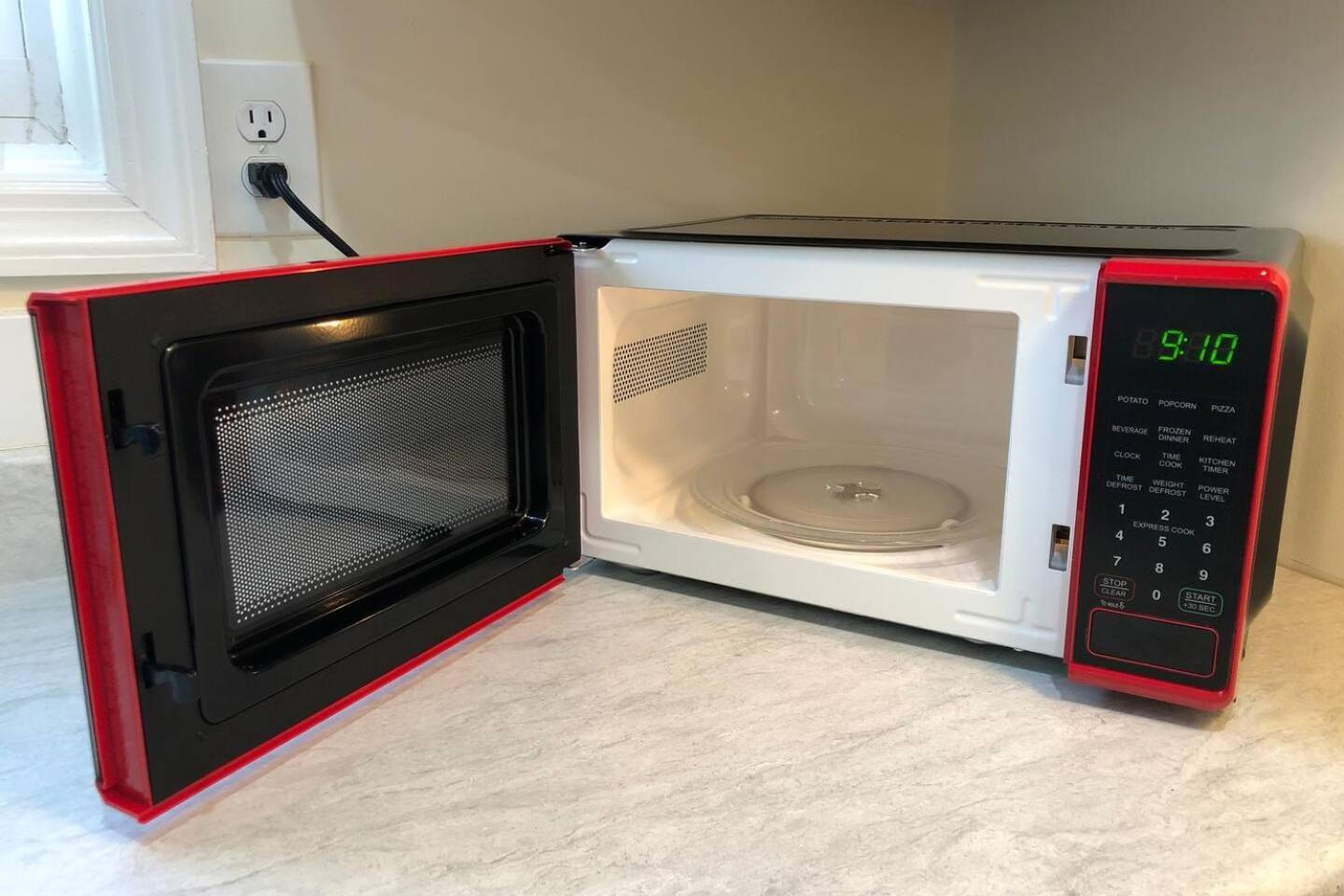 Large And Private 3 Bedroom And 1 Bathroom Apartment Near Newark International Airport Ewr And New York City Exteriör bild